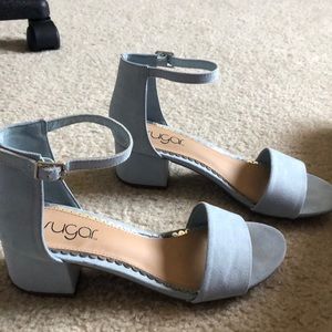 2” baby blue sugar heels